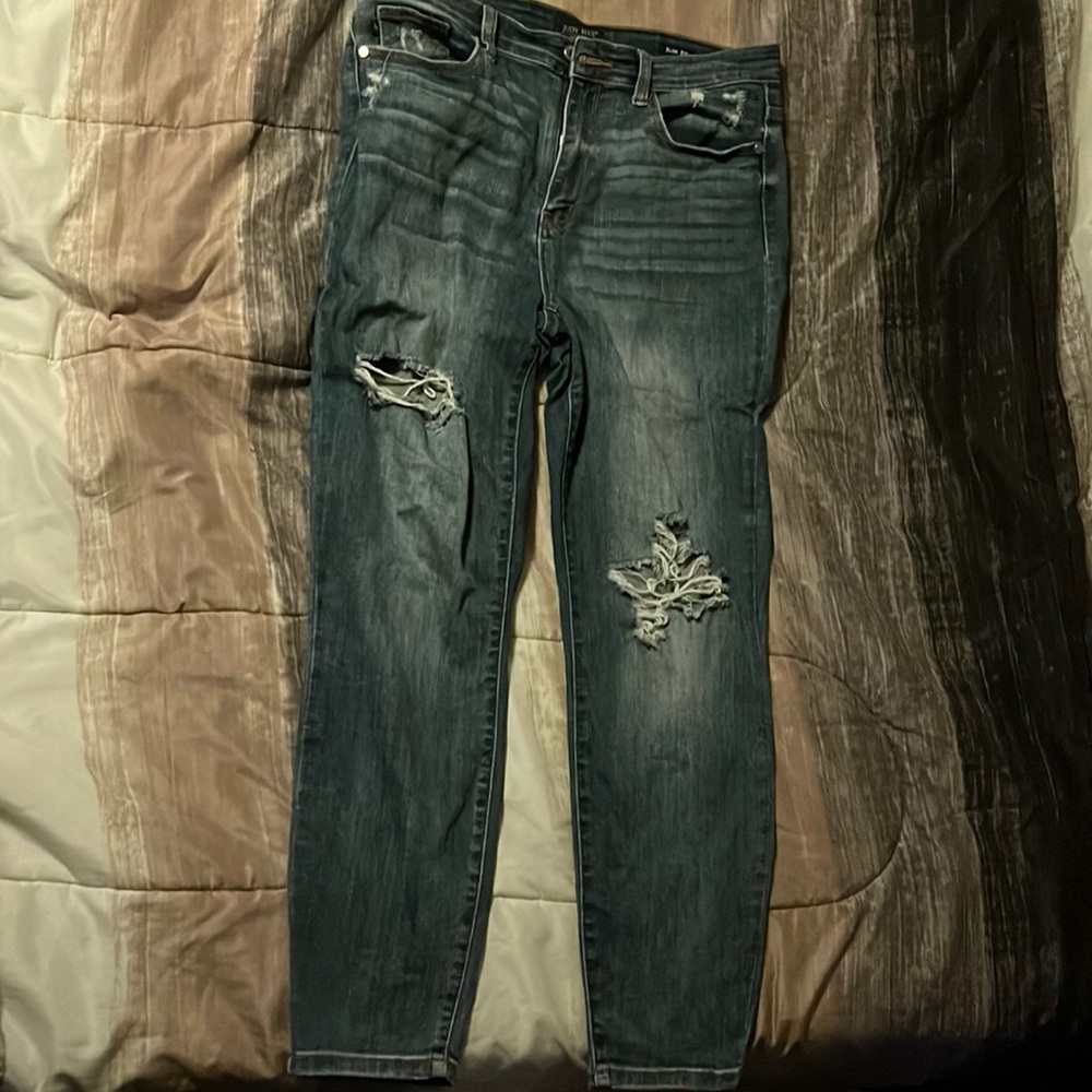 Judy Blue distressed slim fit jeans, size 11